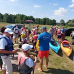 Uczestnicy przed rozpoczęciem spływu Uczestnicy przed rozpoczęciem spływu