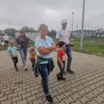 Dzieci z rodzicami po biegu Dzieci z rodzicami po biegu