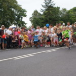 Dzieci wybiegają w trasę Dzieci wybiegają w trasę