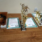 Statuetki i dyplomy dla zawodników turnieju Statuetki i dyplomy dla zawodników turnieju