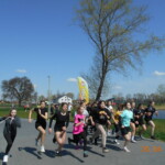 Zawodnicy podczas biegu Zawodnicy podczas biegu