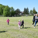 Najmłodsi uczestnicy podczas biegu Najmłodsi uczestnicy podczas biegu