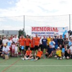 Zdjęcie grupowe wszystkich drużyn biorących udział w Turnieju Zdjęcie grupowe wszystkich drużyn biorących udział w Turnieju