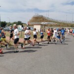 Zawodnicy wyruszają na trasę Zawodnicy wyruszają na trasę