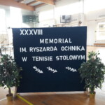 Tablica upamiętniająca XXXVIII Memoriał w tenisie stołowym Tablica upamiętniająca XXXVIII Memoriał w tenisie stołowym