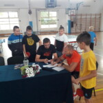 Stolik sędziowski-zapisy uczestników Stolik sędziowski-zapisy uczestników